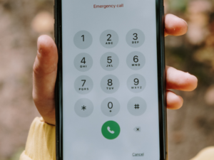 phone screen displaying an emergency call screen
